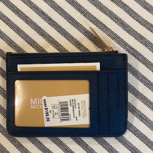 Michael Kors coin purse. Brand new navy blue and color. - Picture 2 of 4